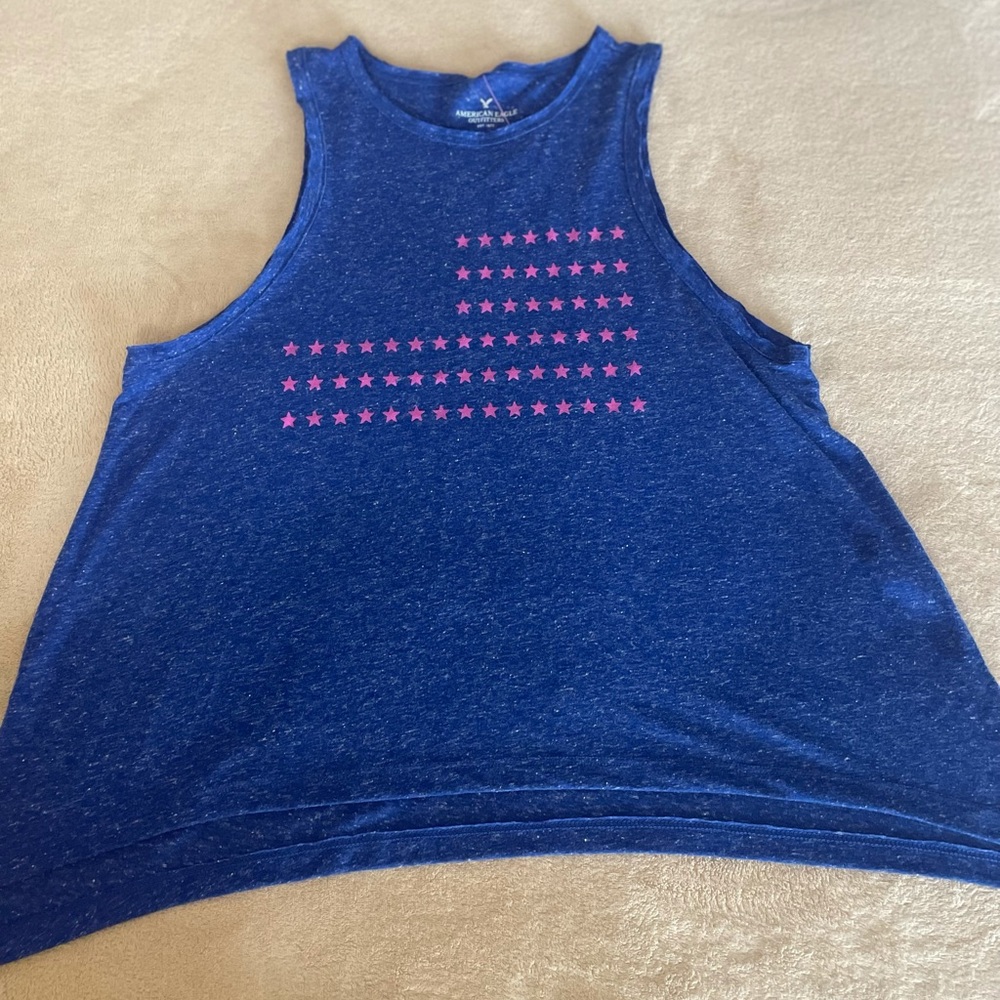 American Eagle Outfitters T-Shirt - Size S